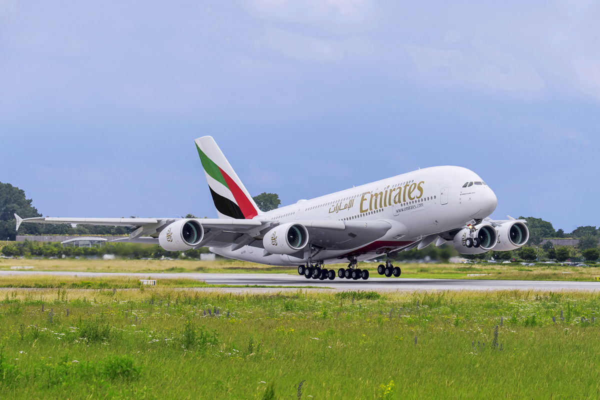 ¿Cuánto gana un piloto comercial de Emirates